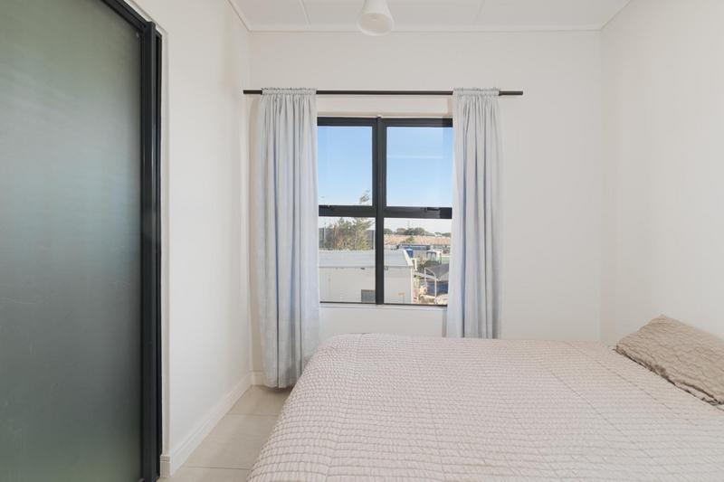 To Let 2 Bedroom Property for Rent in Somerset West Western Cape